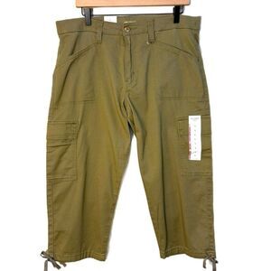 Levi's Signature Khaki Crop Cargo Pants Women’s L Tan.